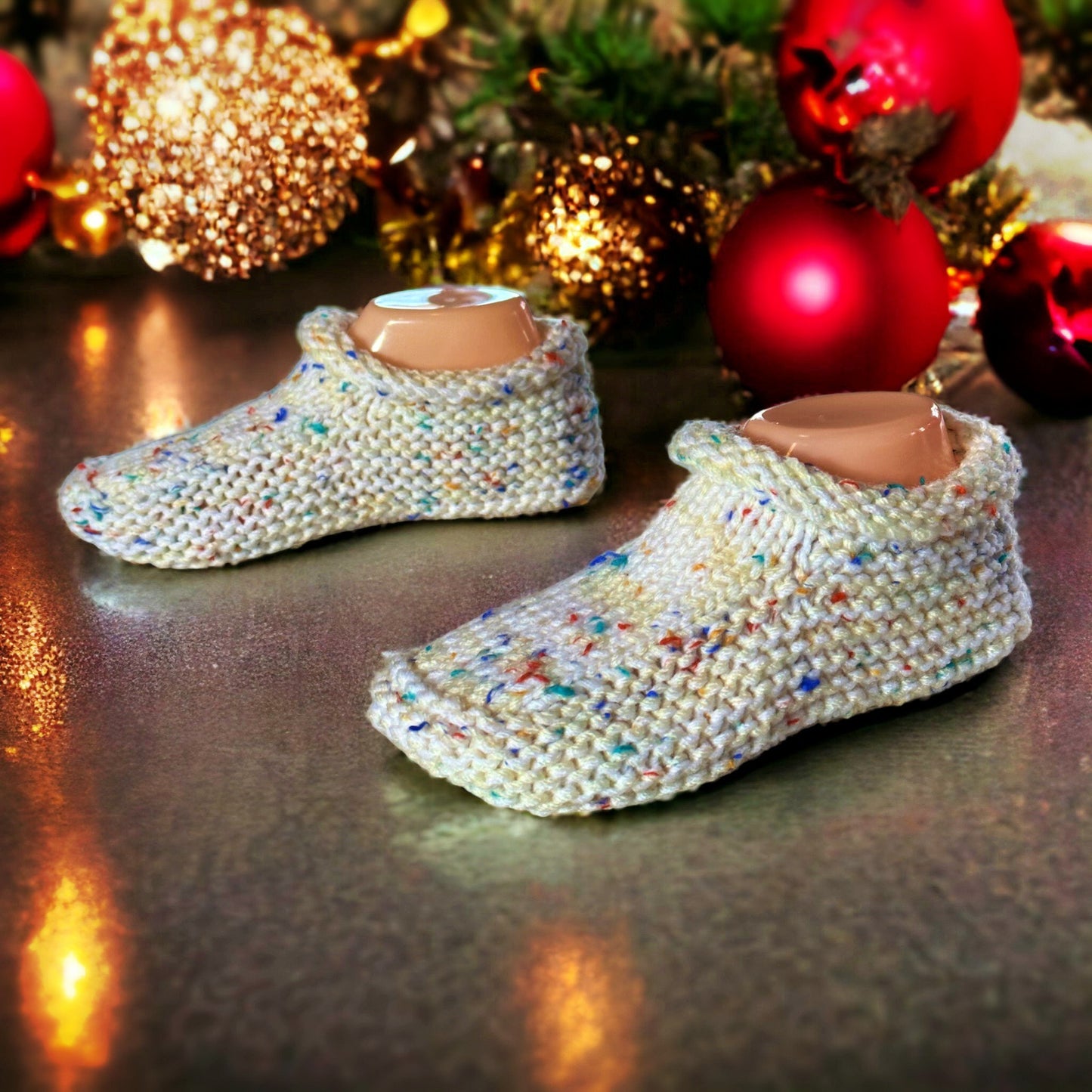 Knitting Pattern - Ultra Thick Slip-On Bootie Slippers for Adults - Knit with Super Bulky Yarn & Straight Needles - Knit Fast - English Only