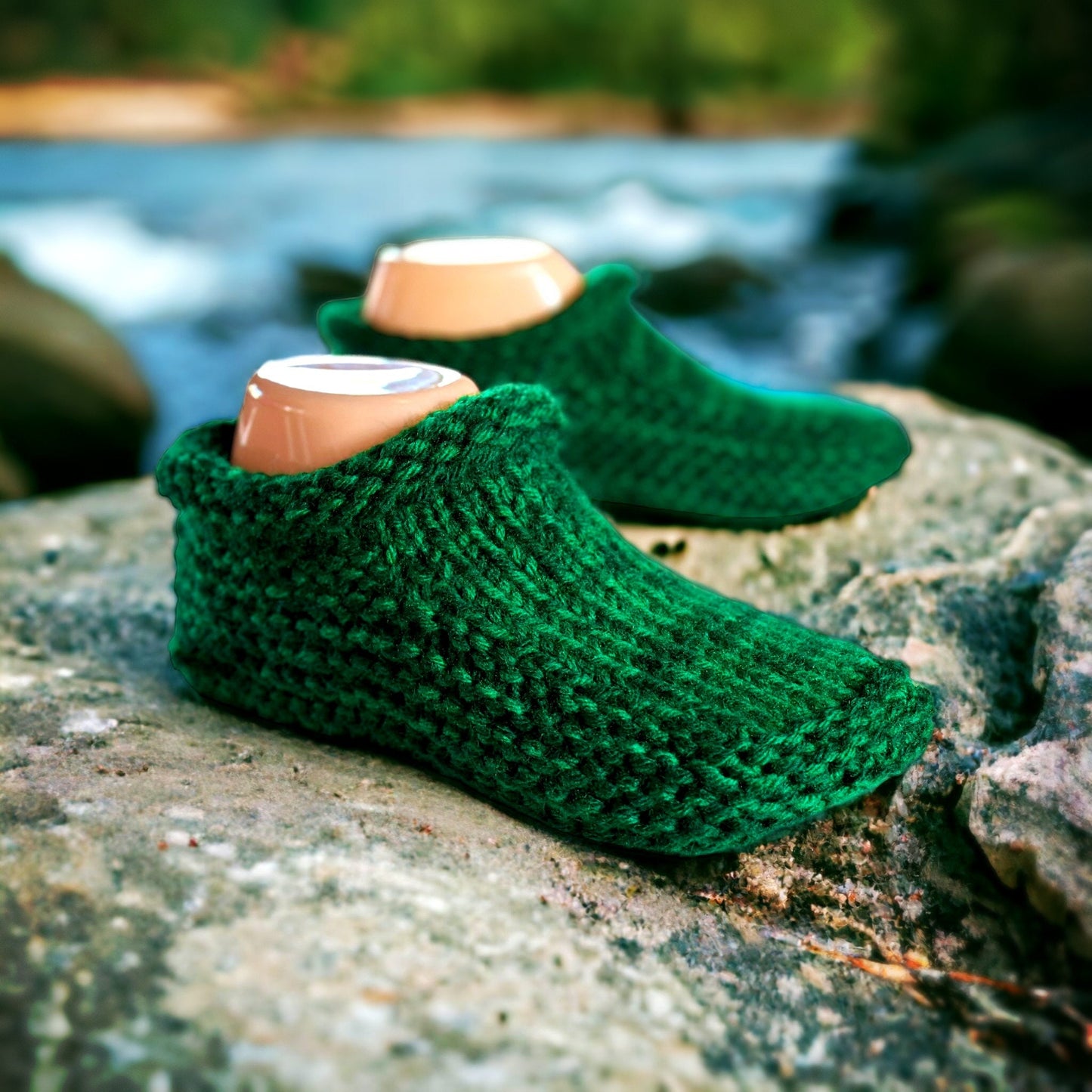 Knitting Pattern - Ultra Thick Slip-On Bootie Slippers for Adults - Knit with Super Bulky Yarn & Straight Needles - Knit Fast - English Only