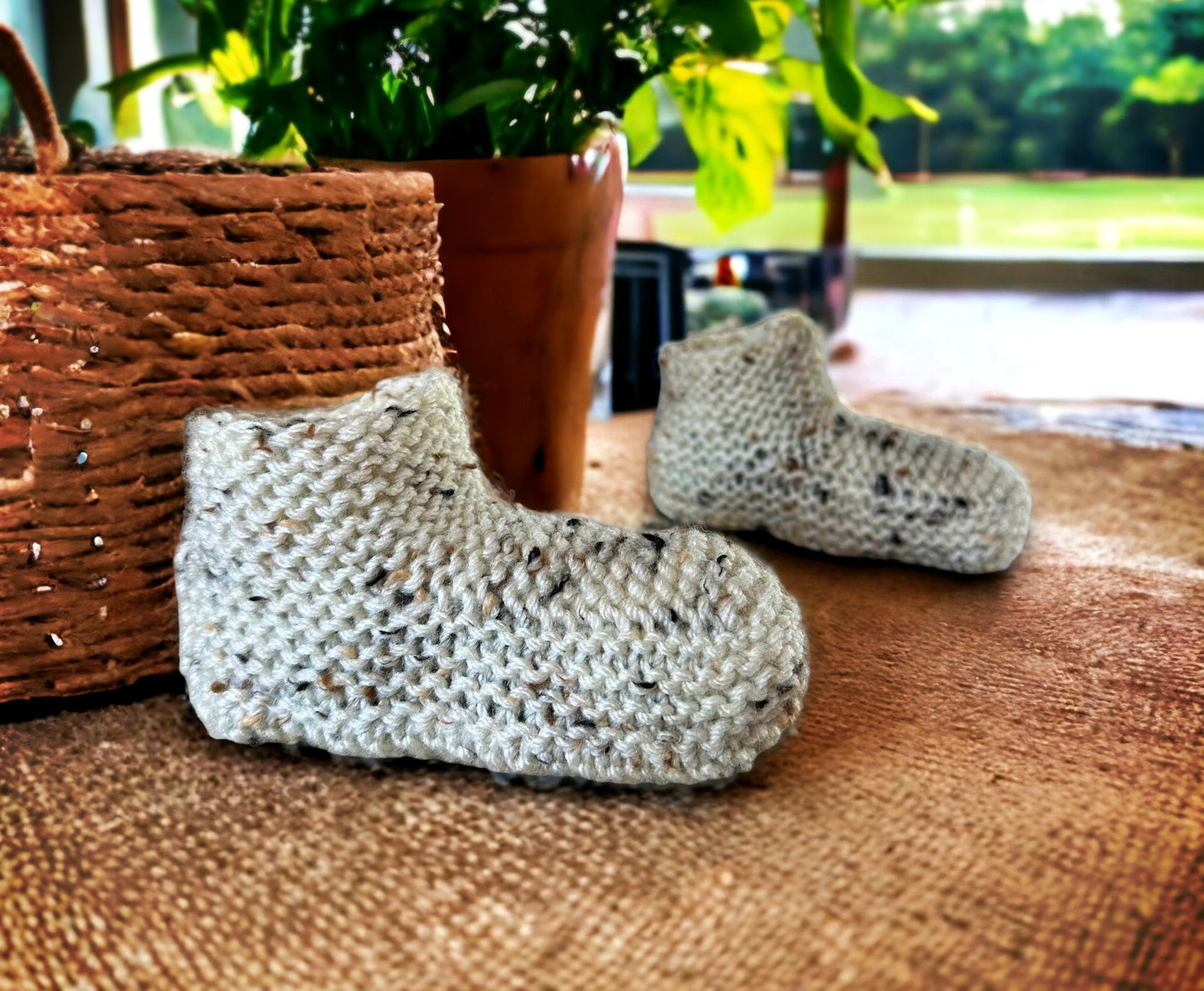 Knitting Pattern - Moccasin Slippers with a Cuff for Children - With Full How-to VIDEO! Knitting Tutorial - Learn to Knit - English Only!