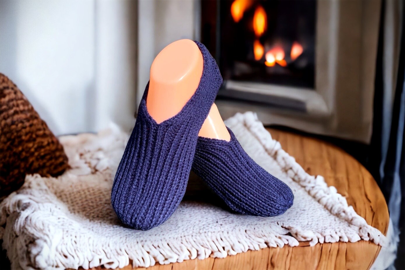 Knitting Pattern - Super Simple Easy to Knit Slippers - Easy Knitting Pattern for Beginners - Knitting Tutorial with  Video - English Only