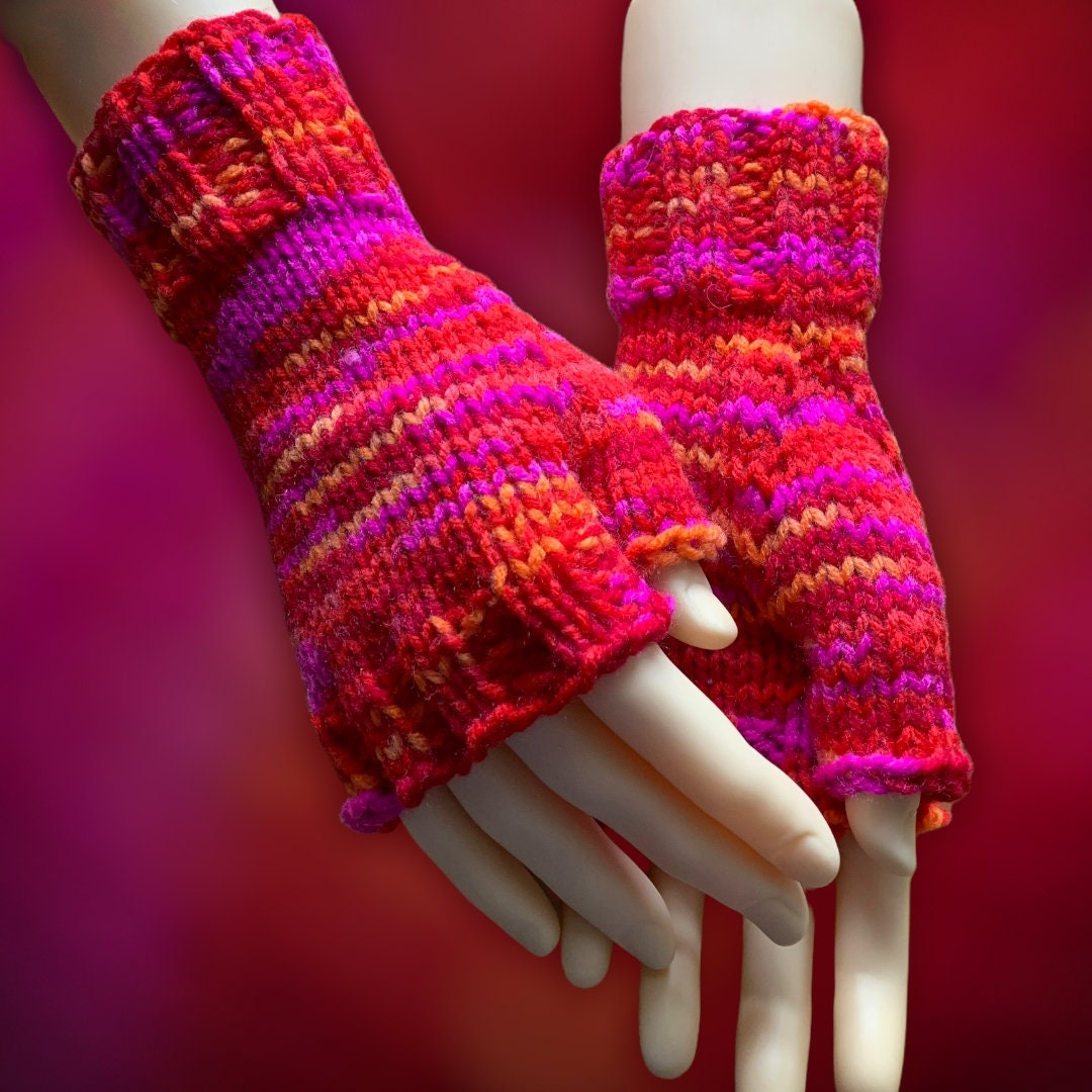 Fold-Back Flip-Top Mitts Knitting Pattern | Fingerless Mittens PDF - Granny Gloves, Half Gloves, Half Mitts - English Only