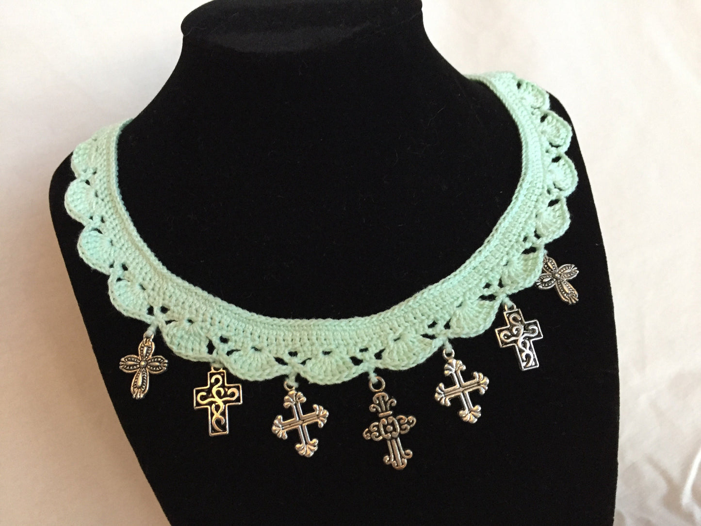 Crochet Patterns - Crochet Jewelry - 7 Crochet Jewelry Patterns to Make - Crochet Jewelry Crocheted Jewellery Collection - English Only