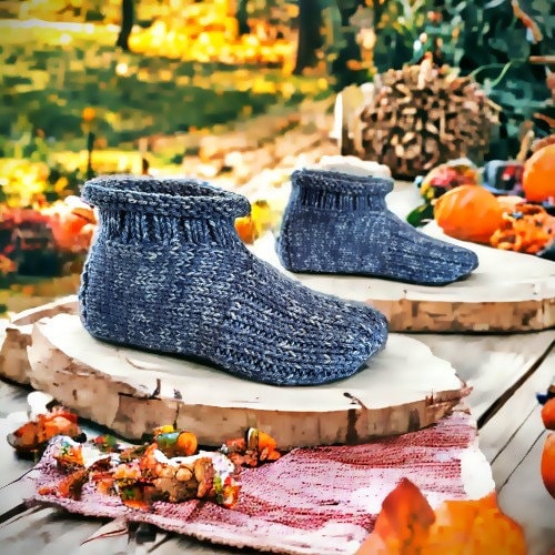 Knitting Pattern - Knitted Cozy Cuff Slippers - Includes Video LINKS! - Printable Knitting Tutorial PDF - English Only