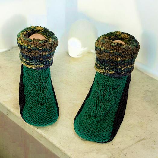 Knitting Pattern - Deer Moccasins - Deer Slippers with a Cuff - Stag Knitted Slipper Pattern - Knitting Tutorial - English Only