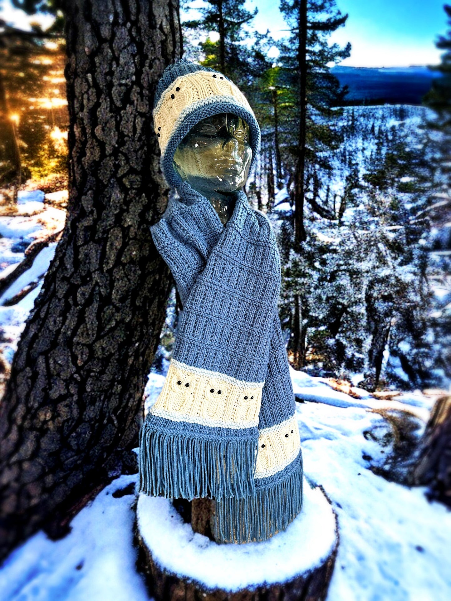 Knitting Pattern - Owl Scarf, Owl Motif, Knit Flat on Straight Needles - Owls on Scarf - Owl Spirit Animal - Make Owl Gift - English Only