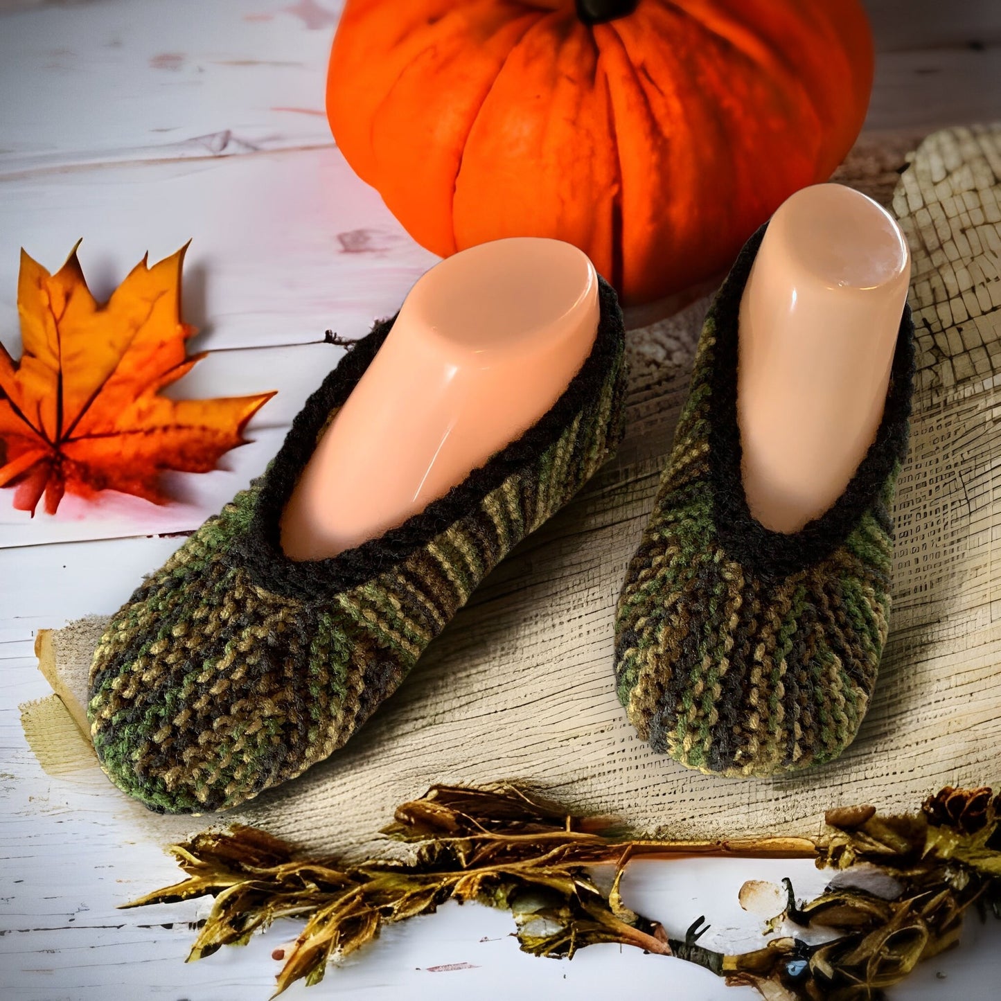 Knitting Pattern - Round Toe Slippers - Knitting Tutorial PDF - Photo Tutorial - Unisex Slipper Pattern- English Only
