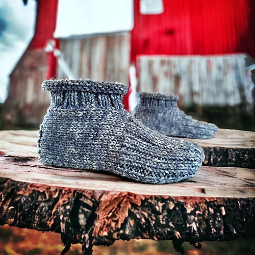 Knitting Pattern - Knitted Cozy Cuff Slippers - Includes Video LINKS! - Printable Knitting Tutorial PDF - English Only