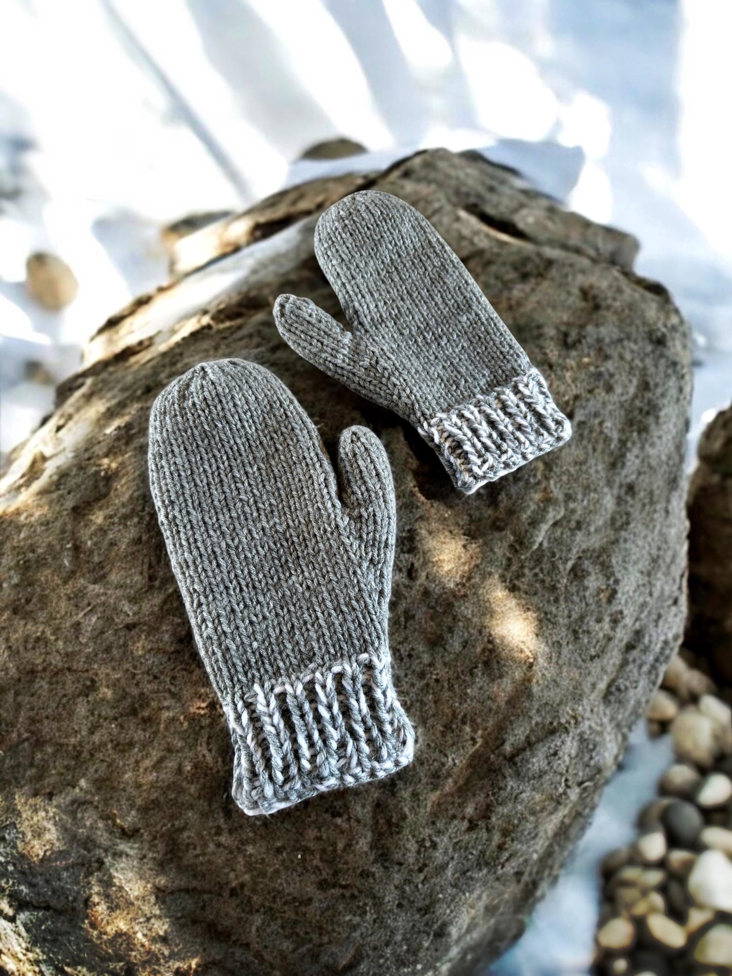 Quick Easy Knit Mittens Pattern, Knit Flat on 2 Needles - Extra Thick, Beginner Friendly, Adult Sizes - Instant PDF Download - English Only