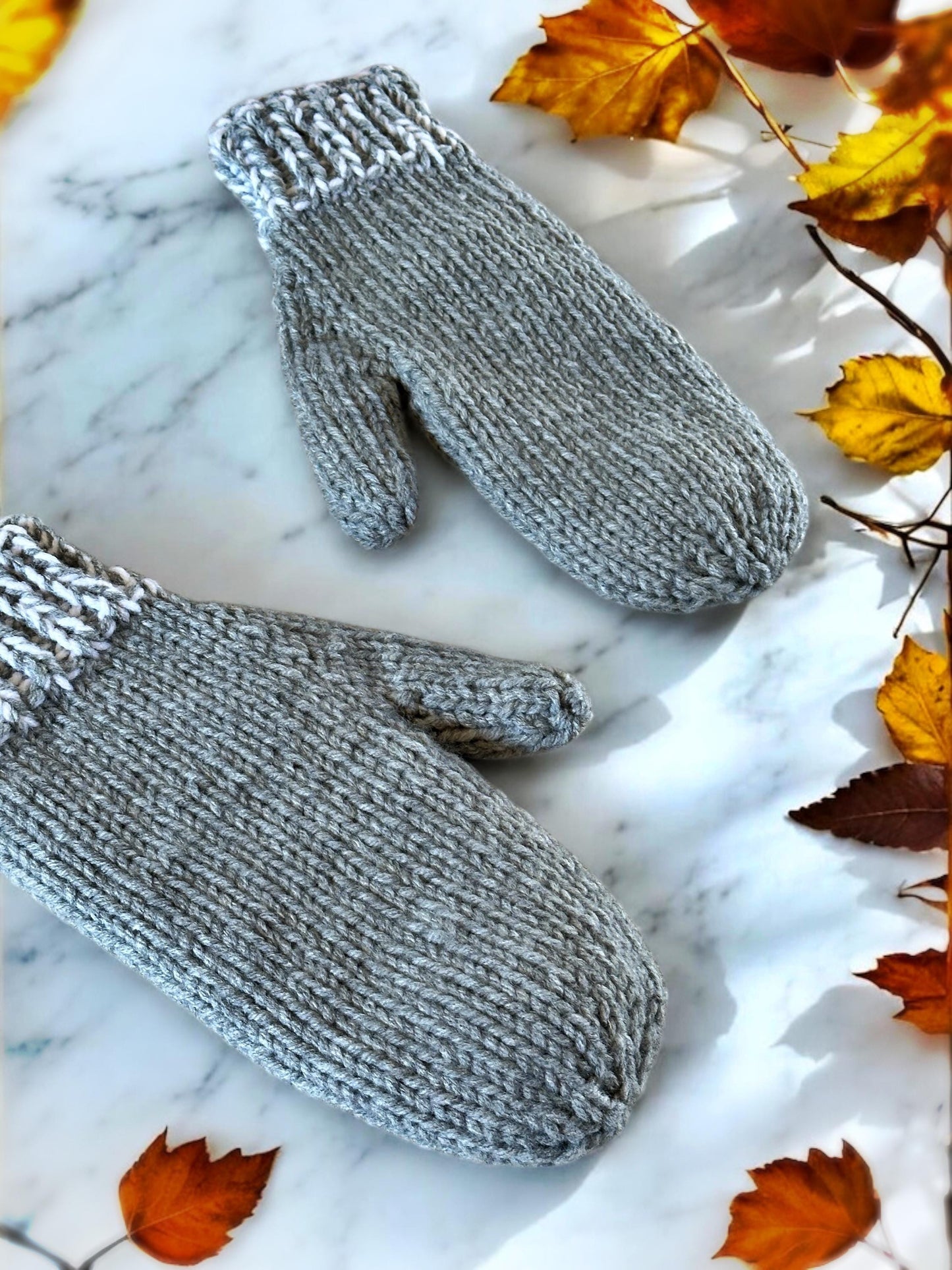 Quick Easy Knit Mittens Pattern, Knit Flat on 2 Needles - Extra Thick, Beginner Friendly, Adult Sizes - Instant PDF Download - English Only