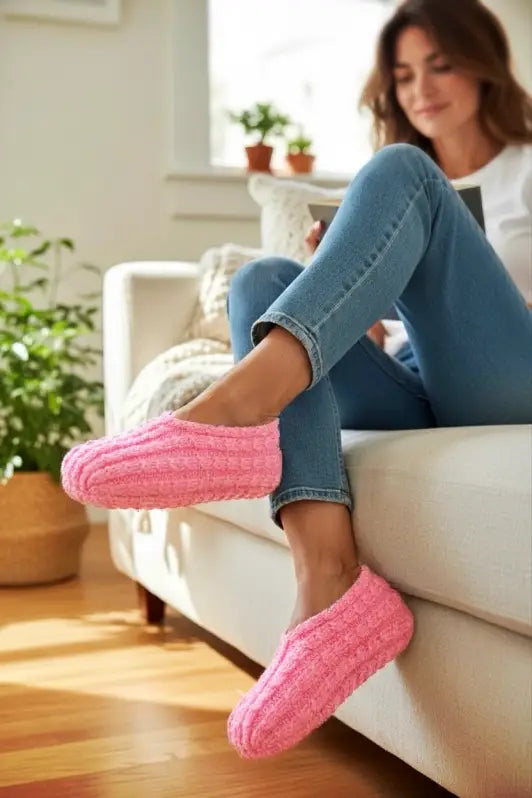 Easy to Knit Slippers Knitting Pattern - PDF Tutorial - English Only