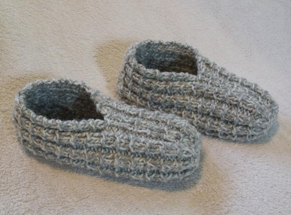 Easy to Knit Slippers Knitting Pattern - PDF Tutorial - English Only