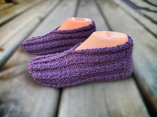Easy to Knit Slippers Knitting Pattern - PDF Tutorial - English Only