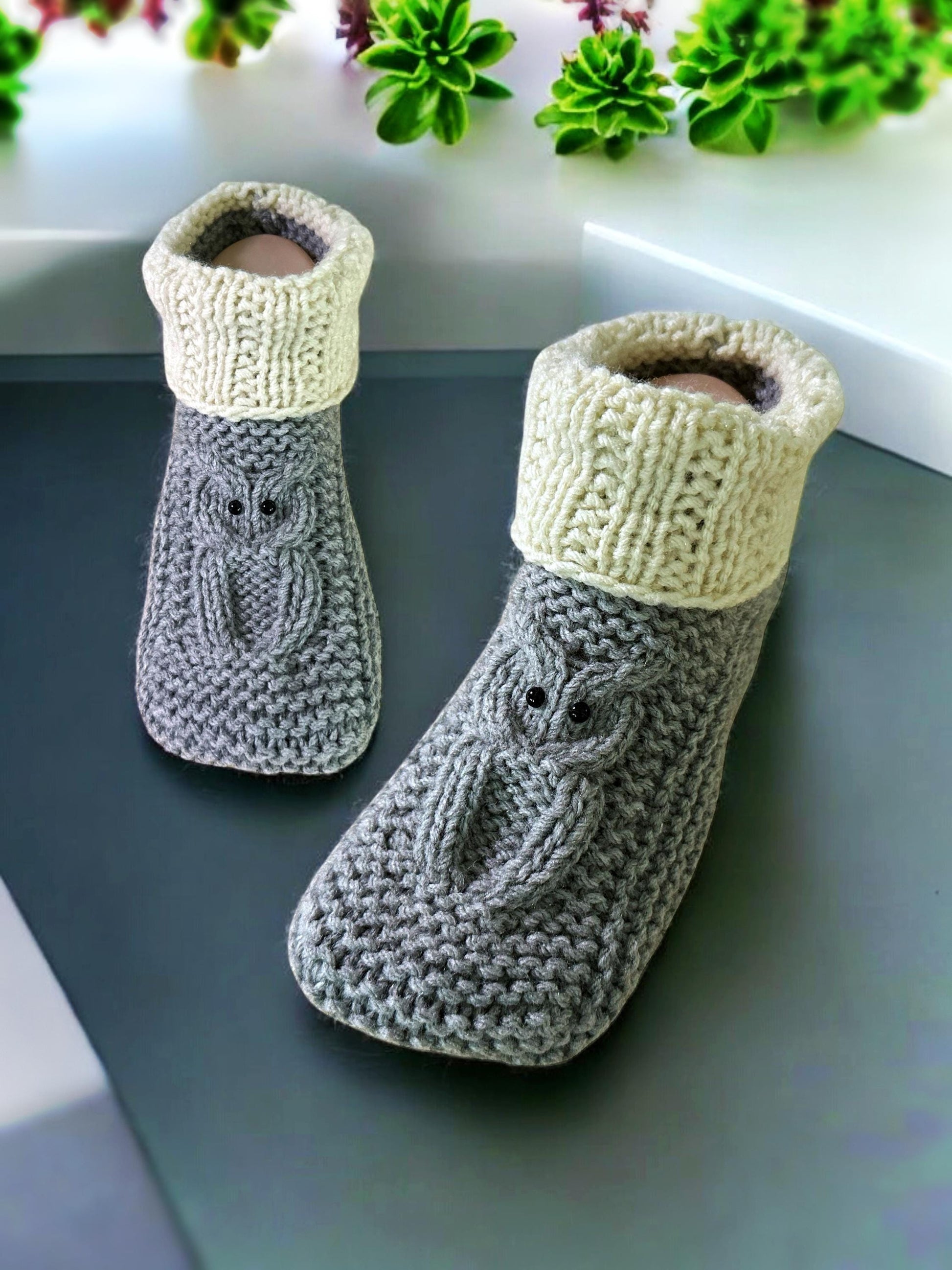 pair of cozy owl slippers knit flat on straight needles easy knitting pattern