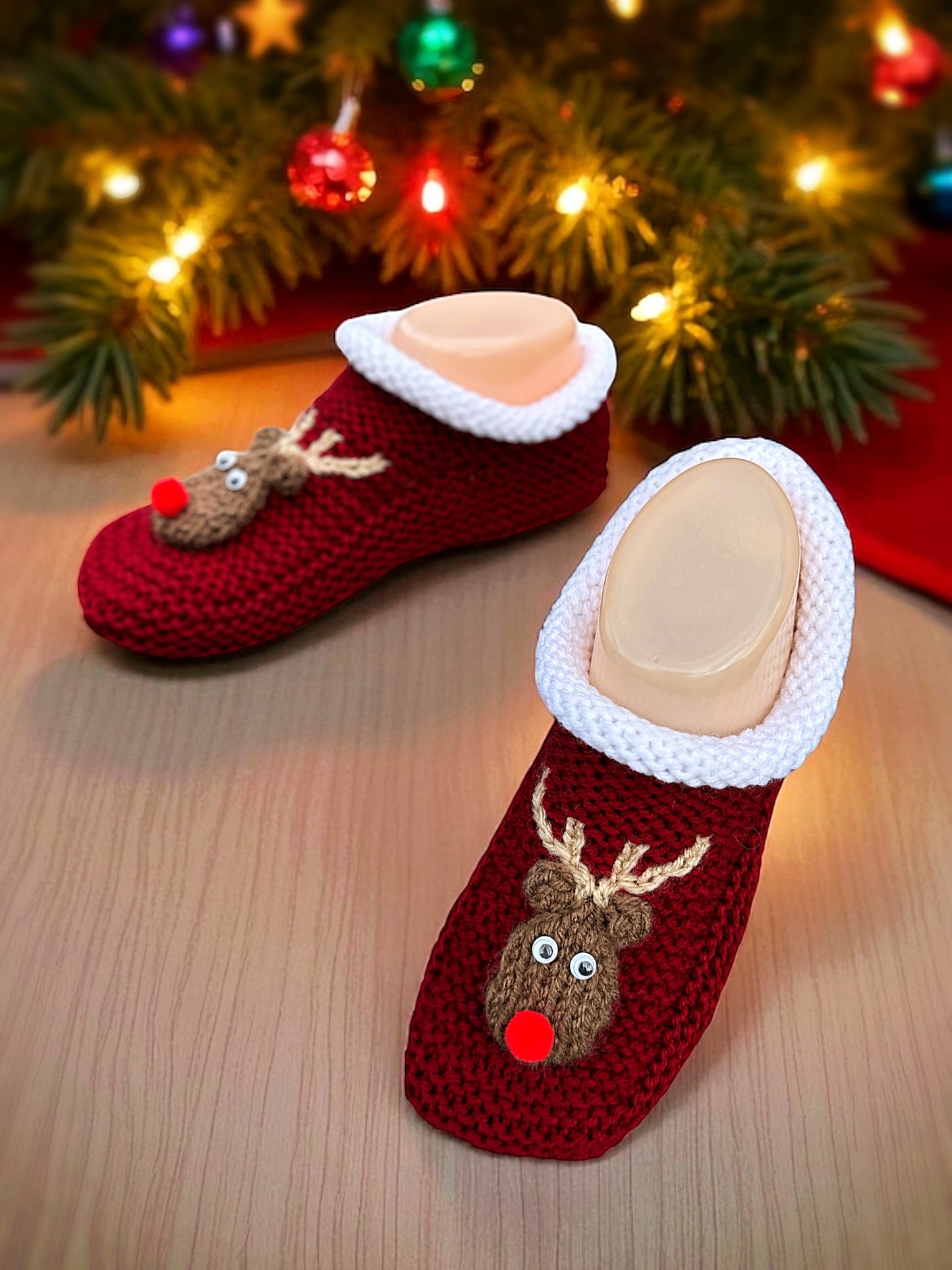 Christmas Reindeer Slippers Knitting Pattern – Sizes Child 7 to Adult 12, PDF Tutorial