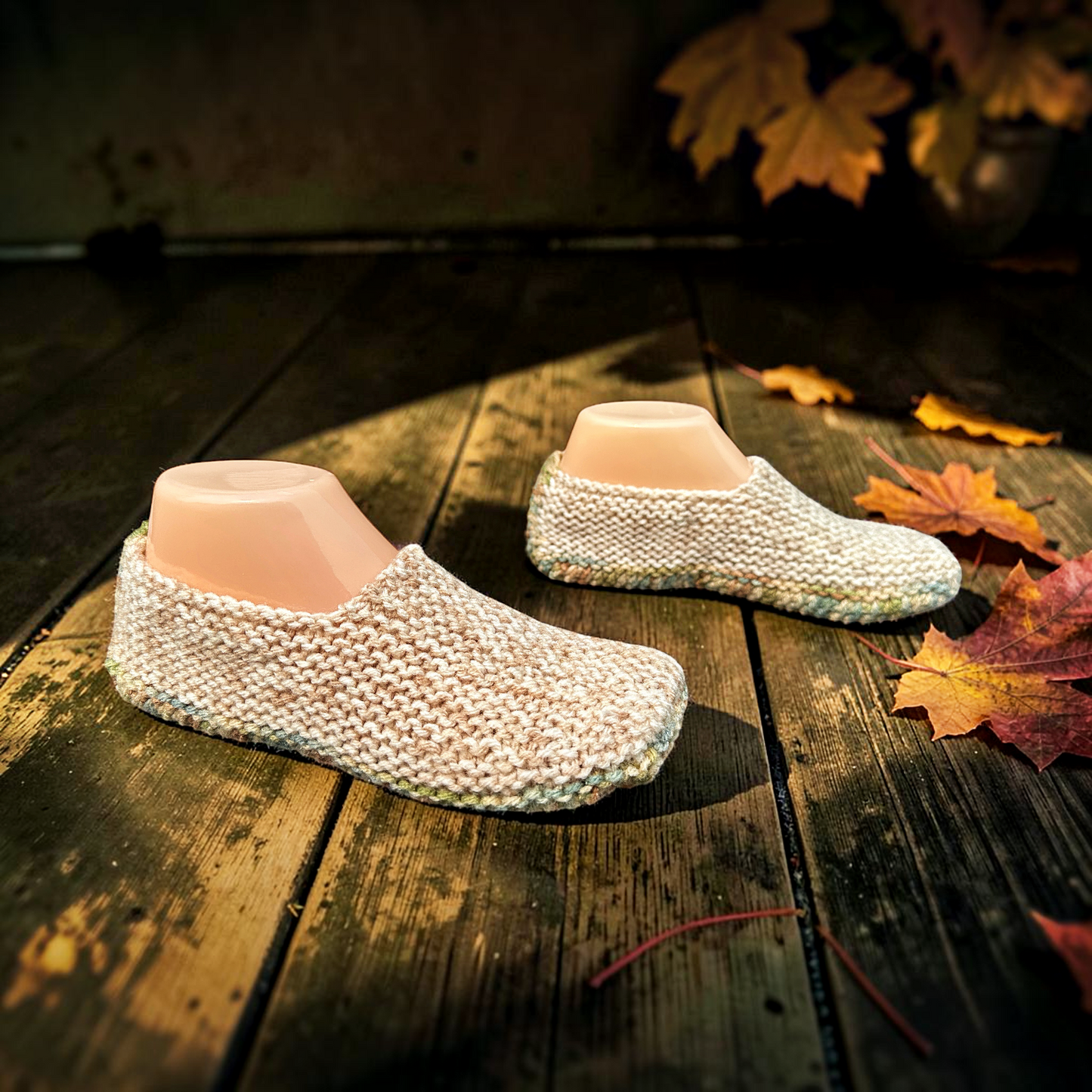 Adult Slippers Knitting Pattern | Knit Flat PDF for Straight Needles