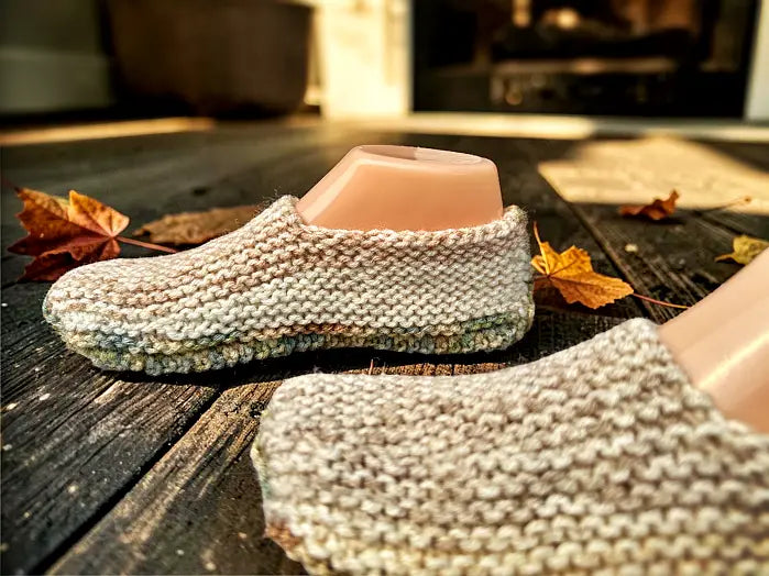 Adult Slippers Knitting Pattern | Knit Flat PDF for Straight Needles