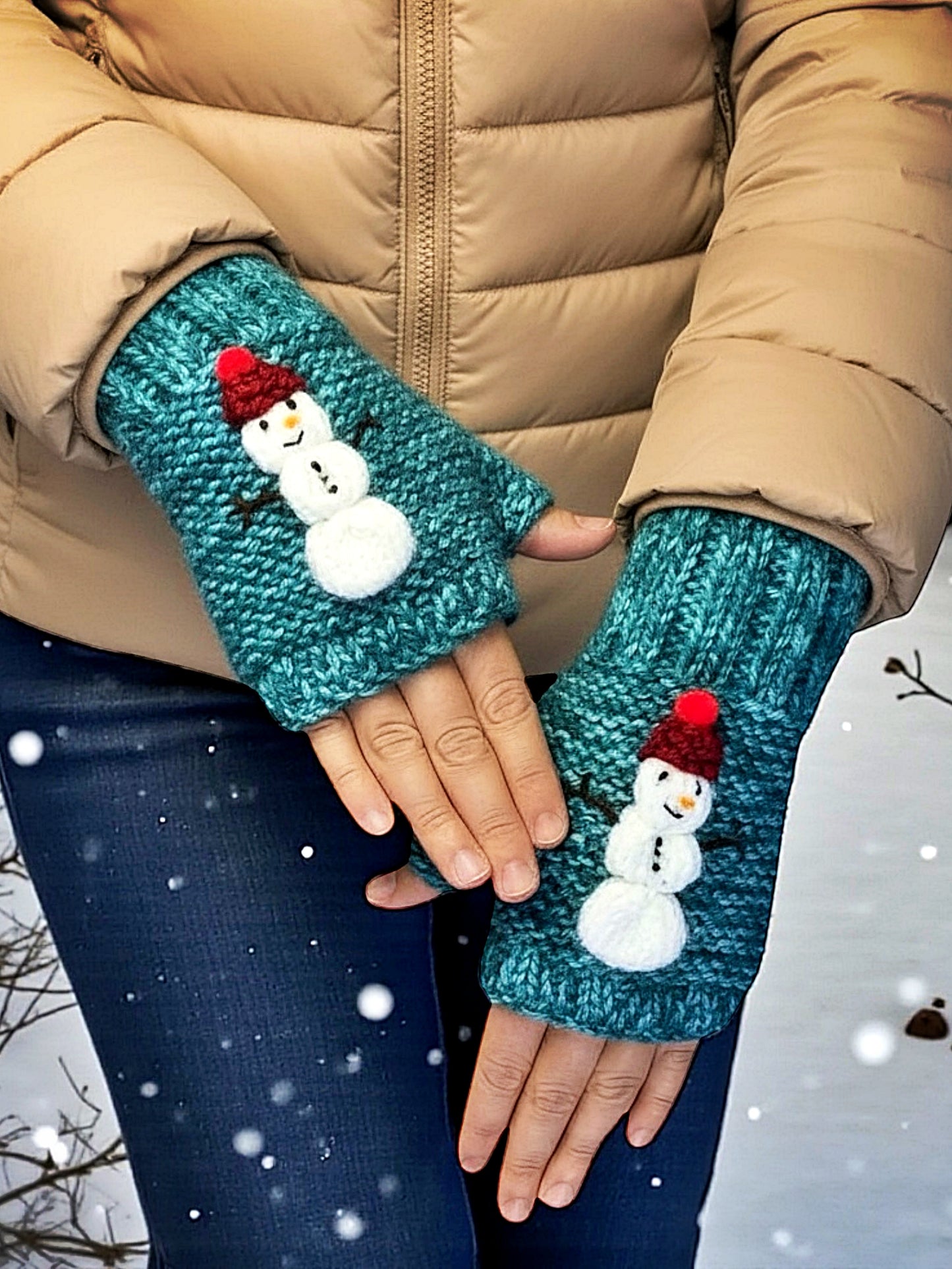 Christmas Snowman Fingerless Gloves Knitting Pattern | Winter Mitts Knit Flat on Straight Needles